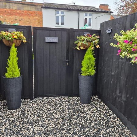 Rugby Coach House, Central Location, 5 Star Rating ภายนอก รูปภาพ