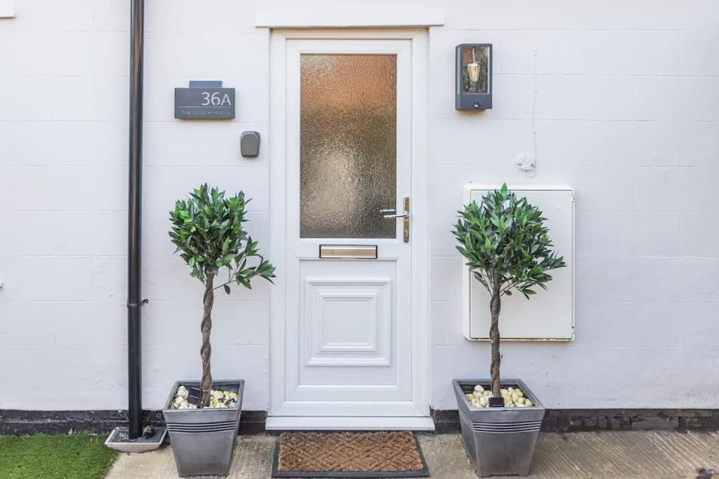 Rugby Coach House, Central Location, 5 Star Rating ภายนอก รูปภาพ
